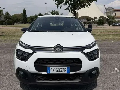 Usata Citroën C3 Feel 102 CV (75 kW) 2022 Bianco Utilitaria