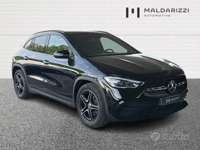 Usata Mercedes GLA200 Premium 150 CV (110 kW) 2023 Nero SUV