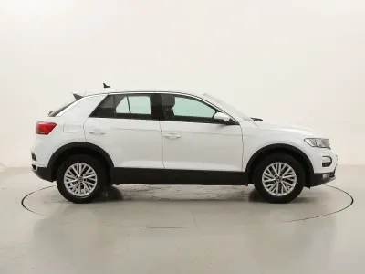 Usata VW T-Roc Life 110 CV (80 kW) 2021 Biancobianco SUV
