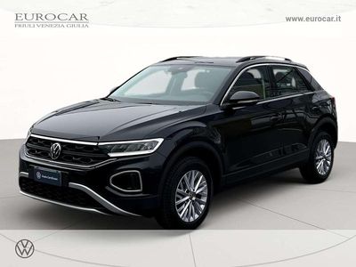Usata VW T-Roc Life 150 CV (110 kW) 2025 Deep black perlato SUV