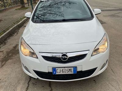 usata Opel Astra 5p 1.7 cdti Elective 110cv