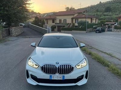Usata BMW 116 M Sport 116 CV (85 kW) 2021 Bianco Utilitaria