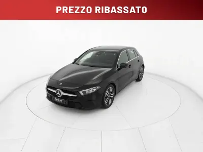 Usata Mercedes A180 116 CV (85 kW) 2020 Nero Berlina