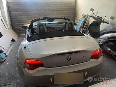 Begagnad BMW Z4 150 HK (110 kW) 2006 Grå Cab