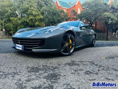 Usata Ferrari GTC4Lusso 688 CV (506 kW) 2016 Grigio scuro Station wagon