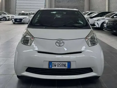 Usata Toyota iQ