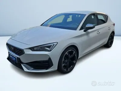 Usata Cupra Leon 150 CV (110 kW) 2024 Bianco Berlina