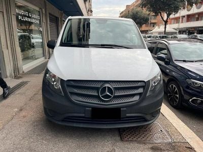 Usata Mercedes Vito 136 CV (100 kW) 2022 Bianco Furgone