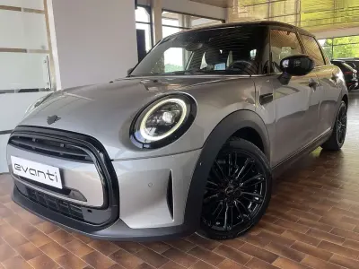 Usata Mini Cooper Resolute Edition 136 CV (100 kW) 2024 Grigio Utilitaria