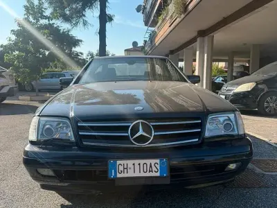 Usata Mercedes SL320 231 CV (169 kW) 1999 Bluazzurro Cabrio