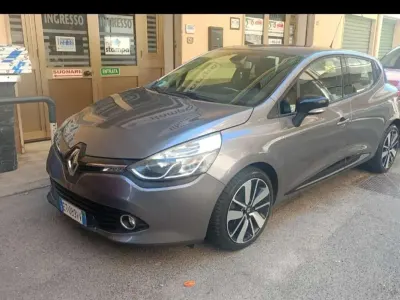 Usata Renault Clio IV 90 CV (66 kW) 2014 Grigio Berlina