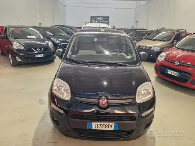 Usata Fiat Panda Lounge 69 CV (50 kW) 2015 Nero Utilitaria