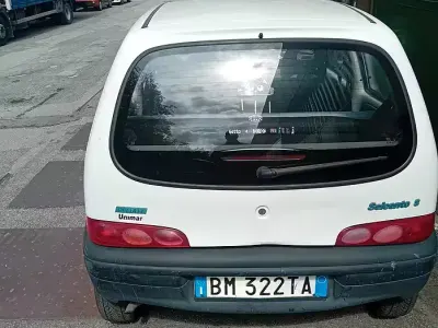 Usata Fiat 600 54 CV (39 kW) 2000 Bianco Berlina
