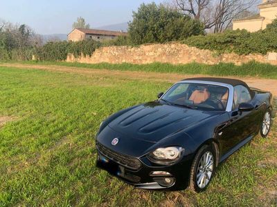 Fiat 124 Spider