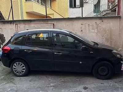 Usata Renault Clio GrandTour 70 CV (51 kW) 2008 Nero Station wagon