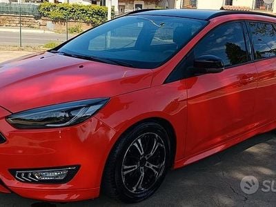 Käytetty Ford Focus ST-Line 120 HP (88 kW) 2017 Oranssi Farmari