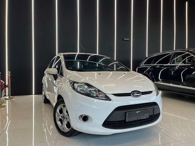 Usata Ford Fiesta 60 CV (44 kW) 2012 Bianco Utilitaria