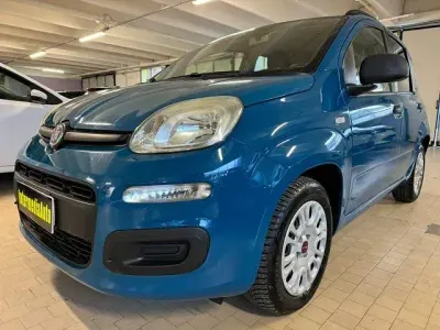 Begagnad Fiat Panda Easy 69 HK (50 kW) 2013 Blå Halvkombi