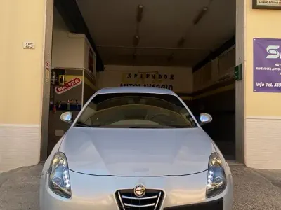 Usata Alfa Romeo Giulietta Turismo 105 CV (77 kW) 2014 Grigio Utilitaria