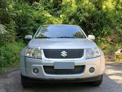 Usata Suzuki Grand Vitara 129 CV (94 kW) 2010 Grigio SUV