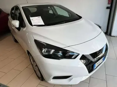 Usata Nissan Micra Acenta 92 CV (67 kW) 2023 Bianco Berlina