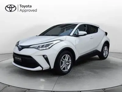 Usata Toyota C-HR Active 122 CV (89 kW) 2023 Bianco SUV