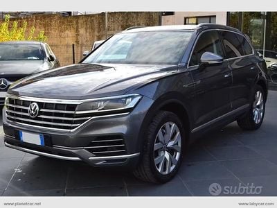 Begagnad VW Touareg Advance 231 HK (169 kW) 2018 Grå SUV