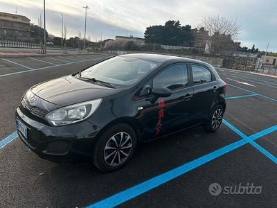Usata Kia Rio Turbo 2012 Nero Utilitaria