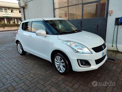 Usata Suzuki Swift 94 CV (69 kW) 2013 Bianco Utilitaria