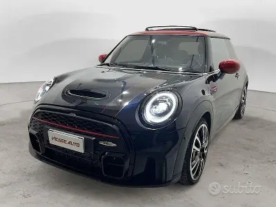 Usata Mini John Cooper Works 231 CV (169 kW) 2023 Blu/azzurro Utilitaria