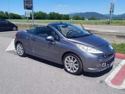 Usata Peugeot 207 CC 120 CV (88 kW) 2007 Argento Cabrio