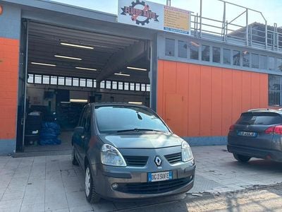 Usata Renault Modus 75 CV (55 kW) 2007 Grigio Monovolume