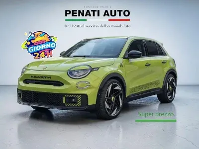 Nuova Abarth 600e Turismo 168 kW (229 CV) 2026 Arancione SUV