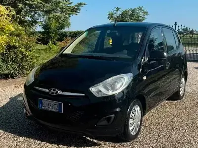 Usata Hyundai i10 69 CV (50 kW) 2012 Nero Utilitaria
