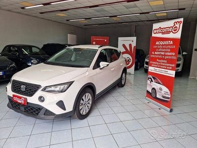 Usata Seat Arona Style 95 CV (69 kW) 2023 Bianco SUV