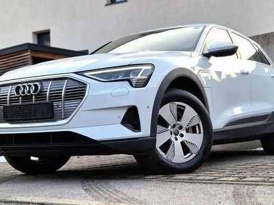 Usata Audi e-tron Ambiente 264 kW (360 CV) 2019 Bianco SUV