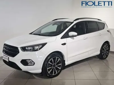 Usata Ford Kuga ST-Line 120 CV (88 kW) 2018 Bianco SUV