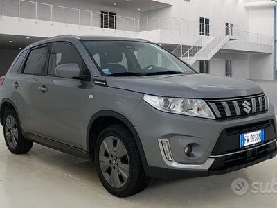 Usata Suzuki Vitara Cool 112 CV (82 kW) 2019 Grigio SUV