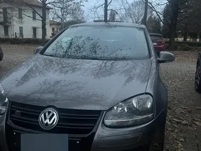 Begagnad VW Golf V GT 140 HK (102 kW) 2007 Grå Sedan