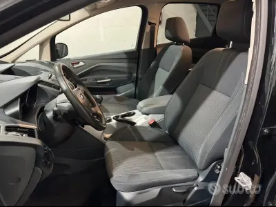 Usata Ford C-MAX 115 CV (84 kW) 2020 Nero Monovolume