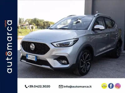 Usata MG ZS Luxury 106 CV (77 kW) 2024 Grigio metallizzato SUV