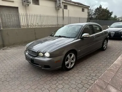 Occasion Jaguar X-type Sovereign 145 ch (106 kW) 2009 Gris Berline