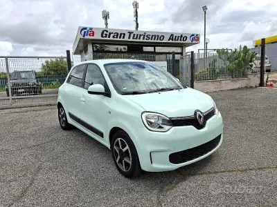 Gebraucht Renault Twingo Intens 73 PS (53 kW) 2020 Grün Kleinwagen