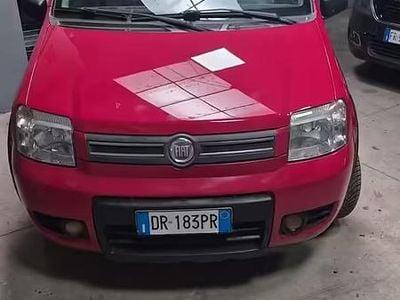 Usata Fiat Panda Climbing 60 CV (44 kW) 2008 Rosso Utilitaria