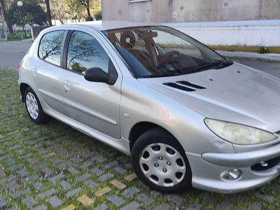 Käytetty Peugeot 206 88 HP (64 kW) 2009 Harmaa Sedan