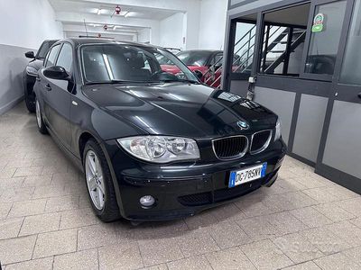 Nero Usata 2007 BMW 118 Utilitaria | 4900 € (Buon prezzo)