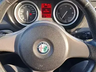 Usata Alfa Romeo 159 150 CV (110 kW) 2009 Grigio Berlina