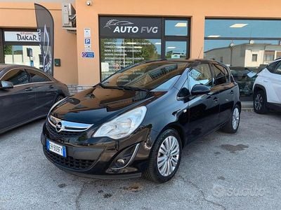 Usata Opel Corsa 86 CV (63 kW) 2011 Nero Utilitaria