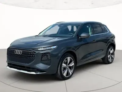 Nuova Audi Q3 Advanced 204 CV (150 kW) 2026 Grigio SUV
