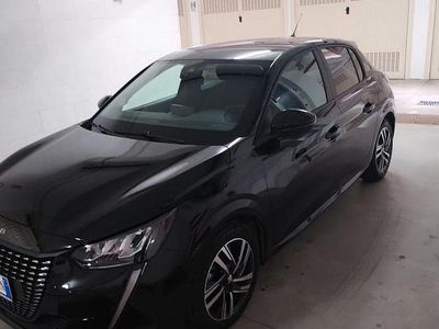 Usata Peugeot 208 Active 2022 Nero Utilitaria